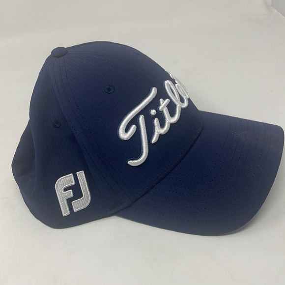 TITLEIST Pro VI FootJoy FJ Tour Performance Navy Blue Golf Hat Size M/L - Picture 4 of 6